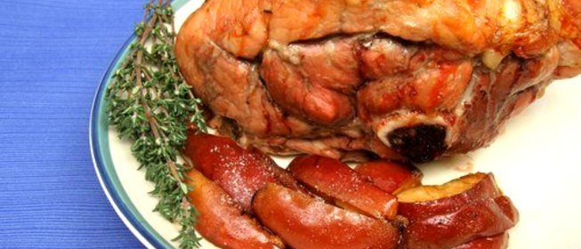 Закуска из яблок с тимьяном