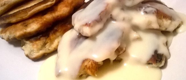 Оладьи на кефире с изюмом