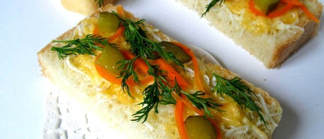 Будерброд с сыром и брынзой