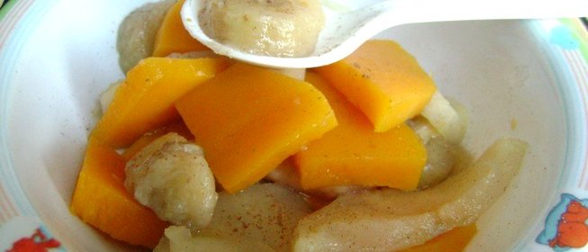 Тушеная тыква с яблоком и бананом