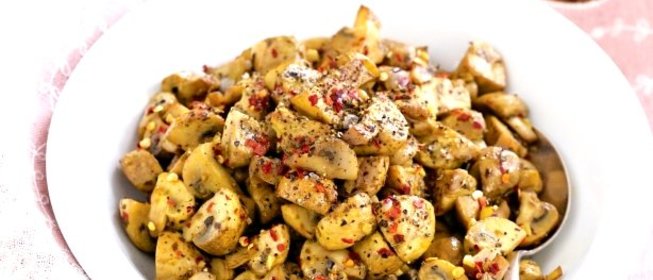 Пикантная закуска из шампиньонов