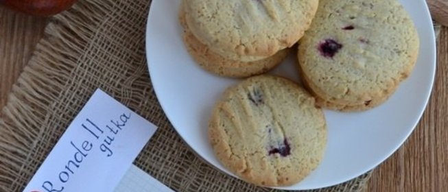 Миндальное печенье с малиной