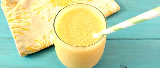 Ягодный смузи с апельсином