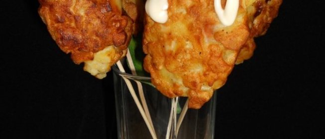 Сосиска в картофеле с грибами на шпажках