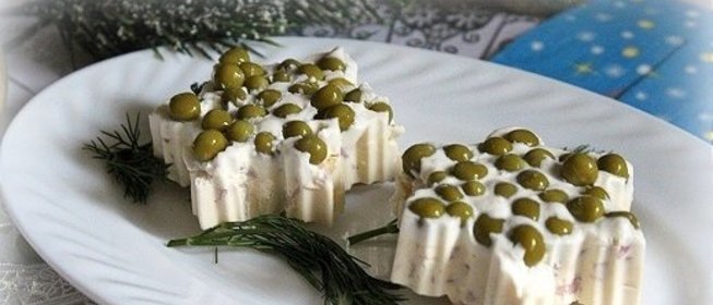 Новогоднее заливное из кальмаров