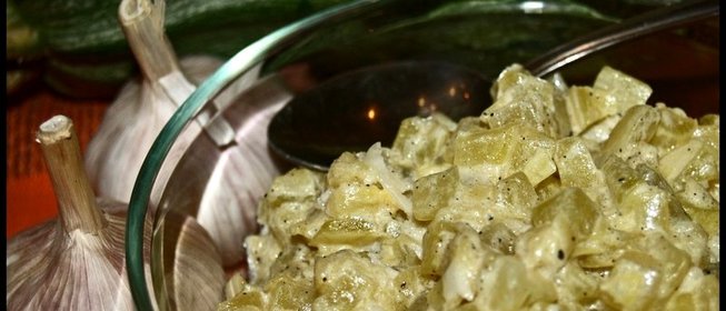 Кабачки со сметаной и чесноком