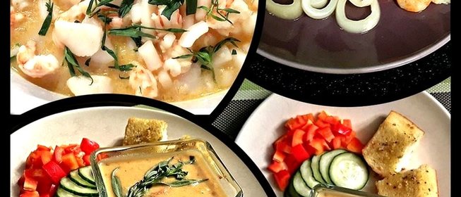 Морепродукты в сырно-сливочном соусе с чесночными гренками