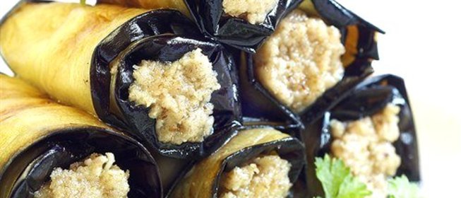 Закуска из фаршированных баклажанов