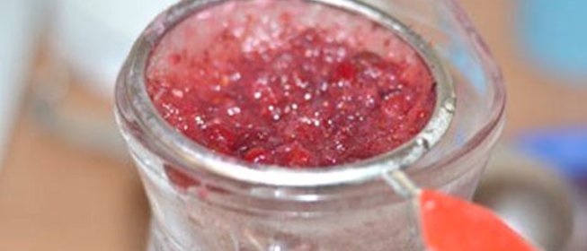 Горячий клюквенный напиток с джином