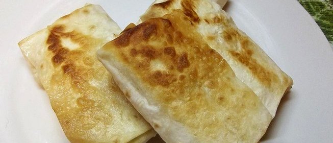 Закуска из лаваша с яйцом