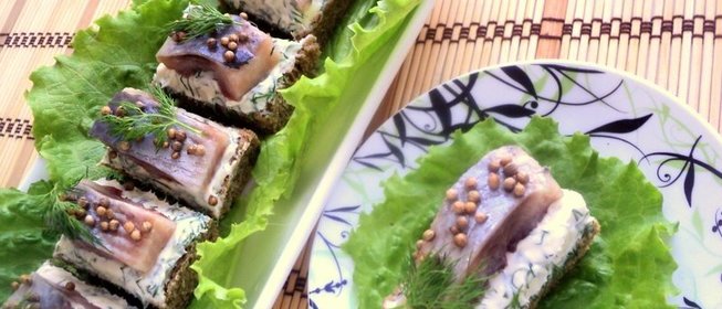 Канапе с сельдью