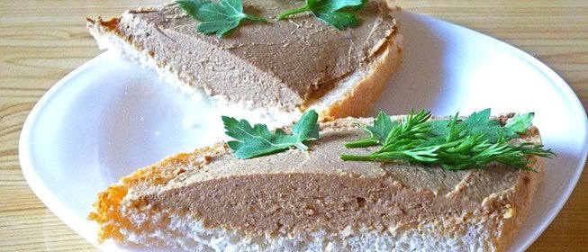 Паштет из отварной куриной печени