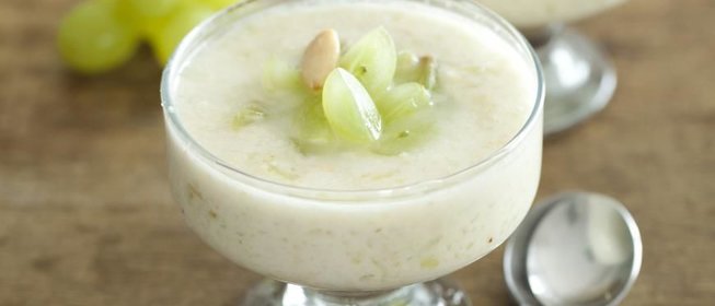 Гаспачо с виноградом