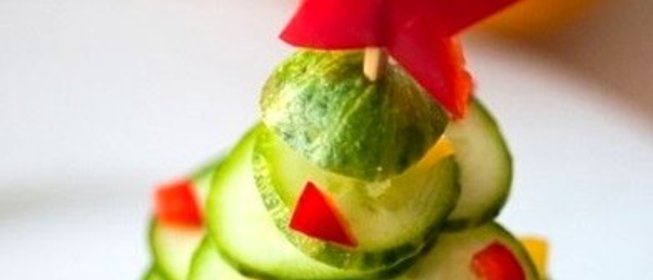 Елочка из овощей