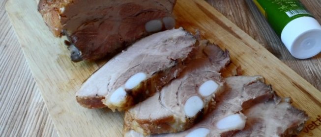 Запечёная свиная грудинка.