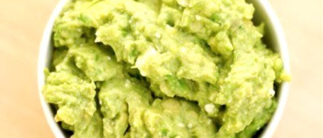 Спред из авокадо и оливок