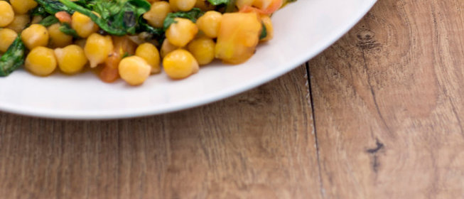 Салат из курицы с яблоком