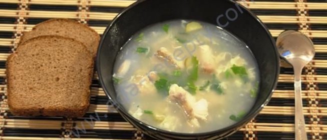 Суп Солянка рыбная из морской капусты с яйцом