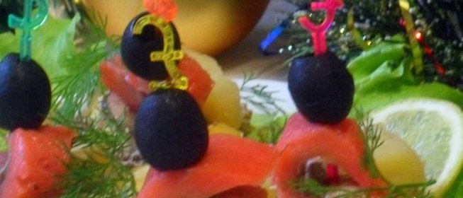 Канапе с сельдью Карнавал