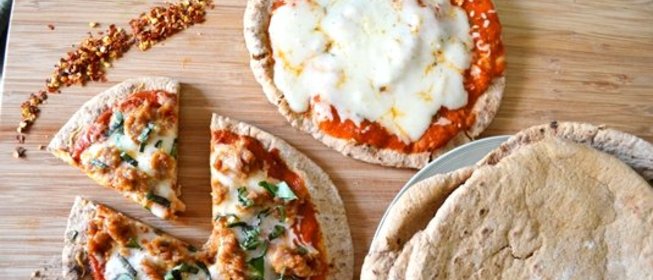 Закуска из лаваша с курицей