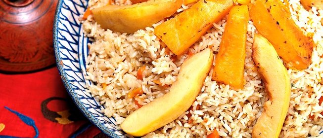 Плов с тыквой и айвой