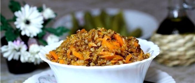 Гречка с морковью и луком
