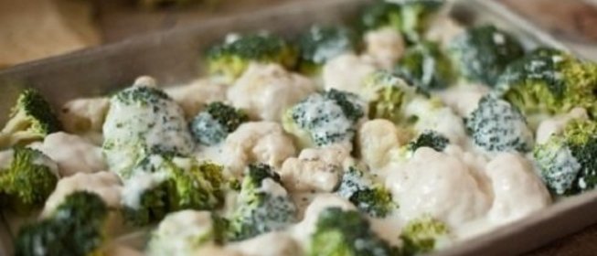 Брокколи в духовке с сыром