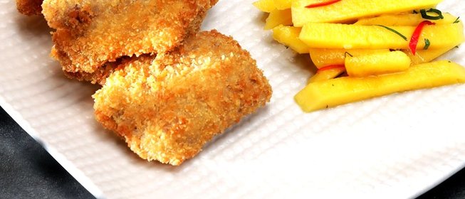 Куриные крылья с соленым манго