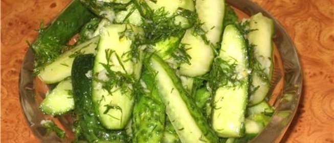 Огурцы с чесноком