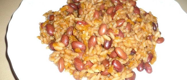 Постный плов с фасолью