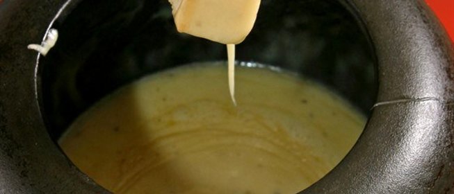 Фондю «Нешатель»