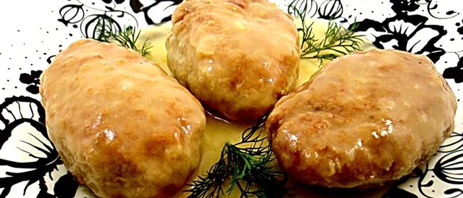 Котлеты с картофелем в соусе