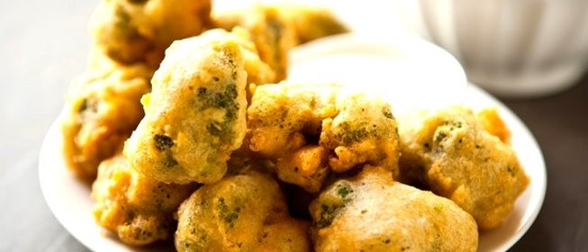 Брокколи в кляре на сковороде