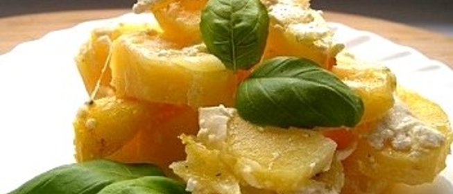 Картофель с брынзой