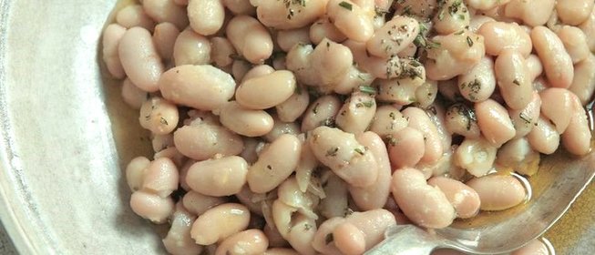 Фасоль каннеллини с розмарином