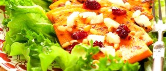 Закуска из тыквы с клюквой и курагой