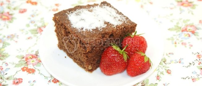 Мюсли с яблоками, ягодой и фисташками