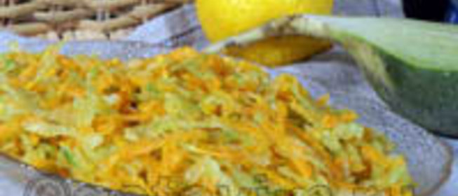 Острый салат с морской капустой