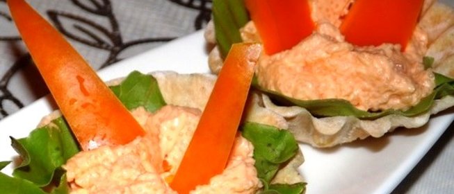 Тарталетки с икрой мойвы