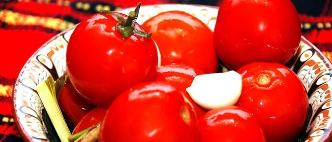 Засолка помидоров в банках