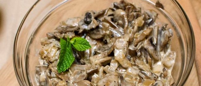 Шампиньоны в вине