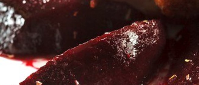 Печеная свекла в бальзамической глазури и апельсиновой цедре