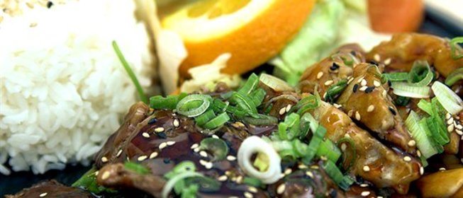 Говядина терияки с огуречным салатом