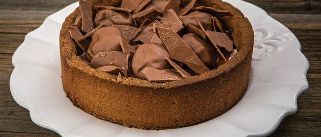 Торт с кофейным ганашем и черносливом