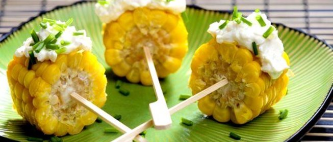 Кукуруза в початках с фетой и мятой