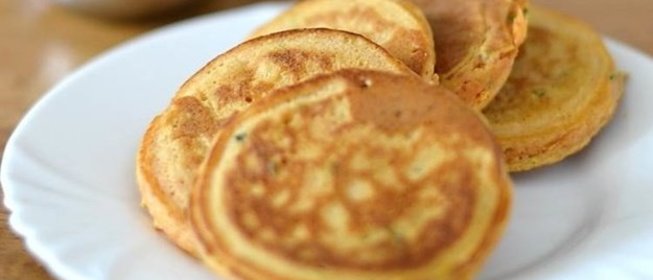 Пряные панкейки из нутовой муки