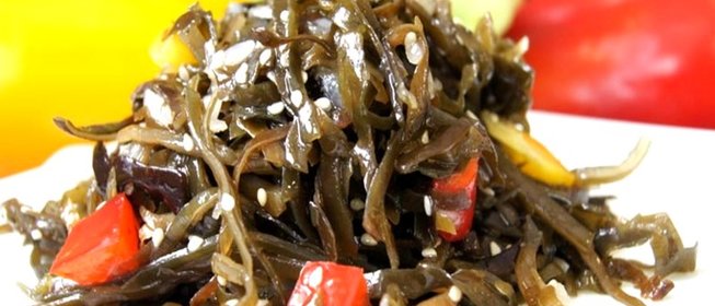 Салат по-корейски из морской капусты