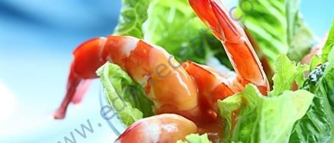 Салат морской коктейль из морепродуктов