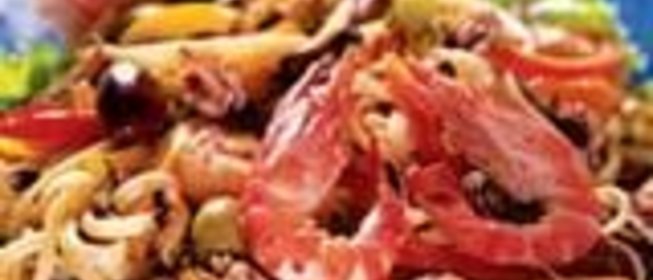 Салат морской со спагетти