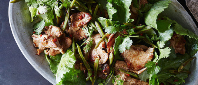 Свинина с баклажанами и перцем чили